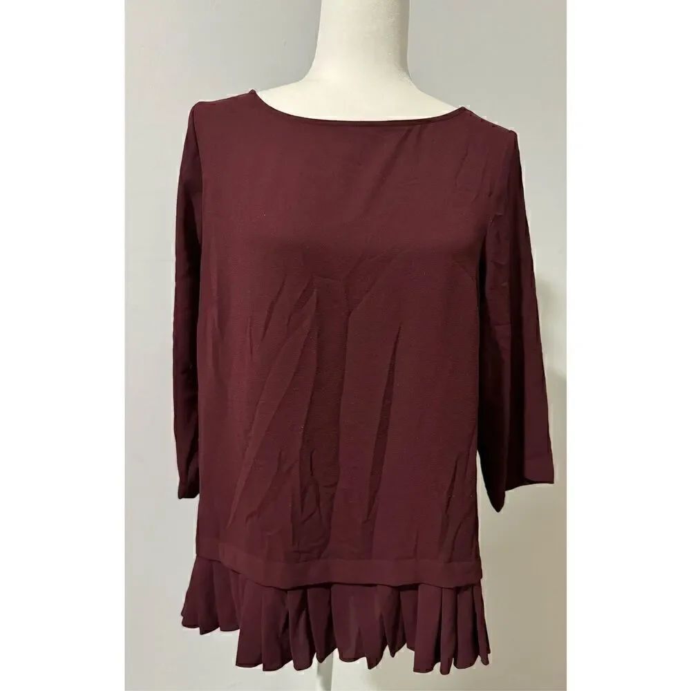 J. Jill burgundy pleated bottom top 3/4 sleeve S